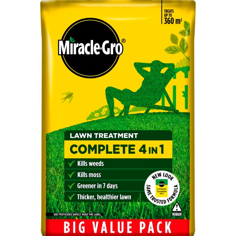 Miracle-Gro® Complete 4 in 1 Lawn Treatment