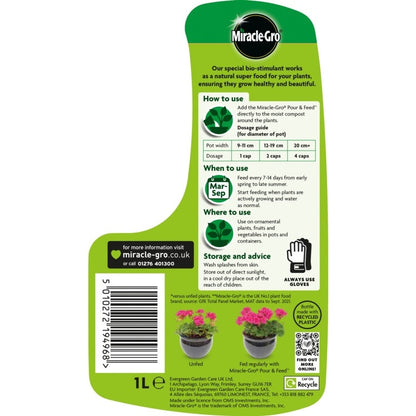 Miracle-Gro® Pour & Feed 1L