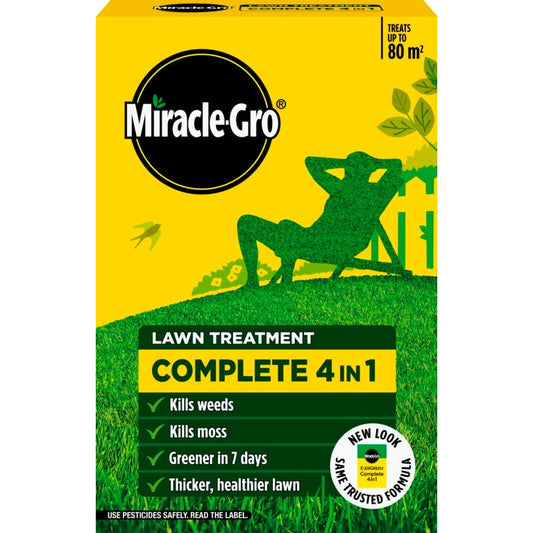 Miracle-Gro® Complete 4 in 1 Lawn Treatment